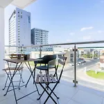 Apartment Harbor In