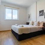 Apartment Harbor In