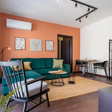 Harbor In Apartment