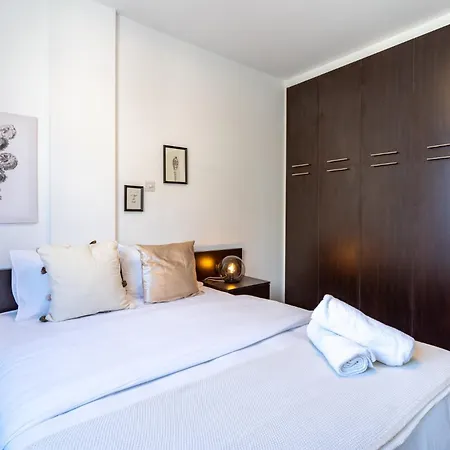 Harbor In Apartment *