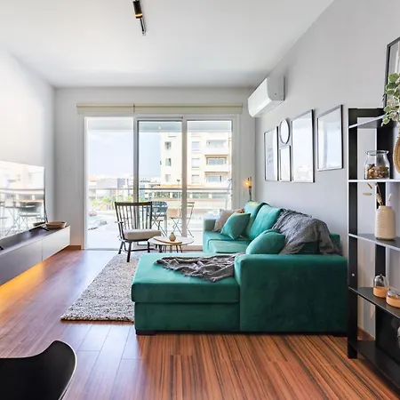 Harbor In ラルナカ