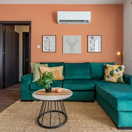 Harbor In アパート ラルナカ