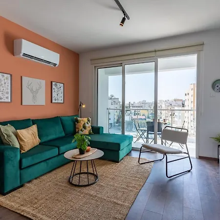 Harbor In ラルナカ