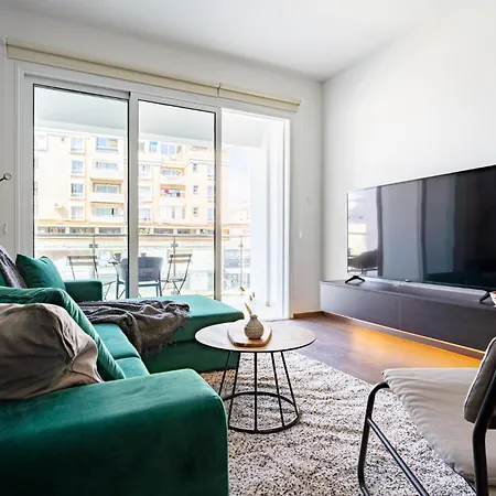 Apartment Harbor In Larnaca