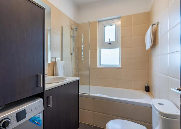 Harbor In 아파트 라르나카